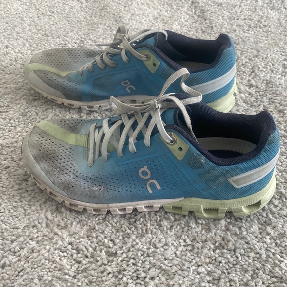 On Cloud shoes in ombre blue - Picture 1 of 6